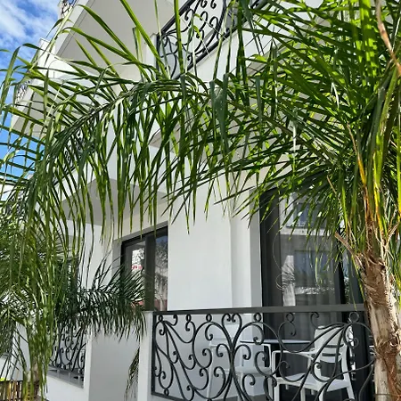 Paja Hotel Ksamil
